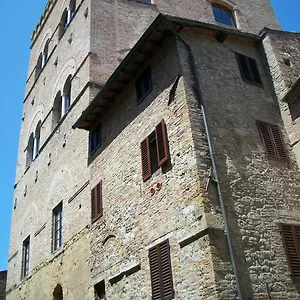 La Torre Nomipesciolini , San Gimignano Itália